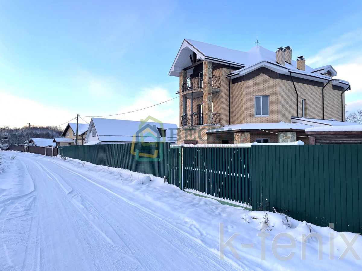дом 77 метров, участок 10 сот